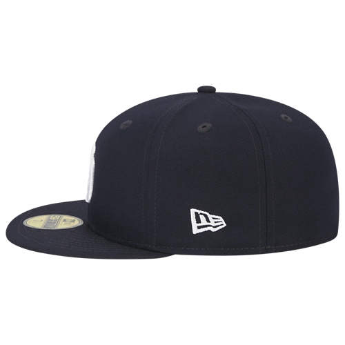 New York Yankees Evergreen Side Patch Navy 59FIFTY Mens Fitted Hat
