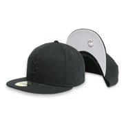 [11591131] New Era New York Mets Blackout Basic 59FIFTY Fitted Hats